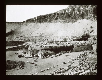 Tempel von Mentuhotep, Deir El-Bahari von American Photographer